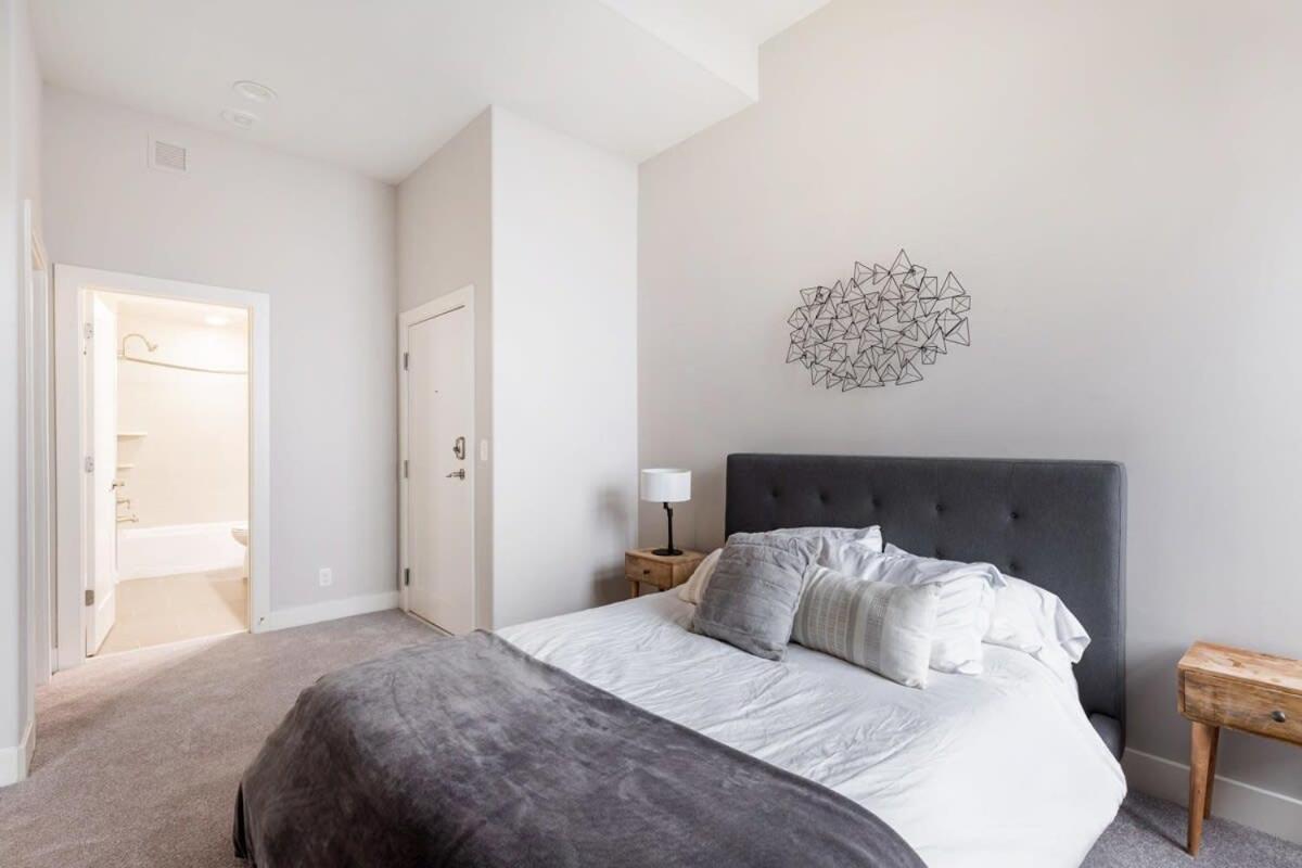 2B 2Ba Luxury Downtown Suite Rooftop Deck & Gym Baltimore Exterior photo