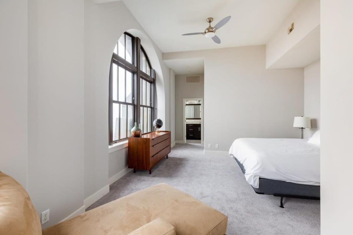 2B 2Ba Luxury Downtown Suite Rooftop Deck & Gym Baltimore Exterior photo