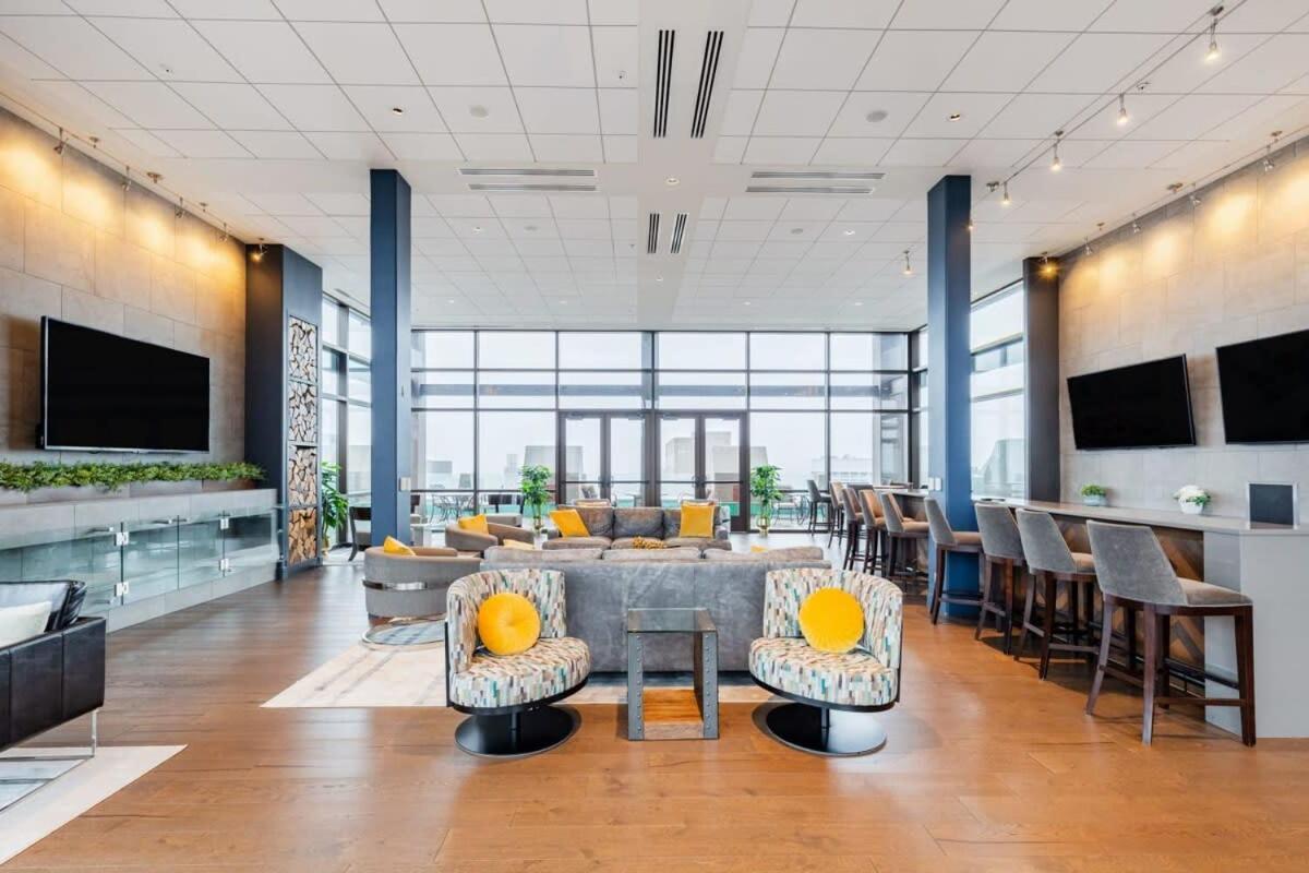 2B 2Ba Luxury Downtown Suite Rooftop Deck & Gym Baltimore Exterior photo