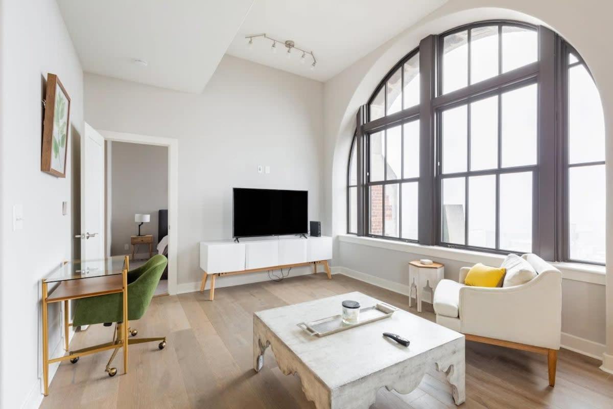 2B 2Ba Luxury Downtown Suite Rooftop Deck & Gym Baltimore Exterior photo